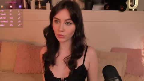 Una  online show from 05.03.26