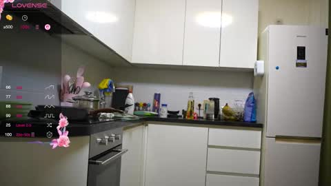 Snapshot of unarks chatting on 11.20.25 unarks online show from 11.20.25