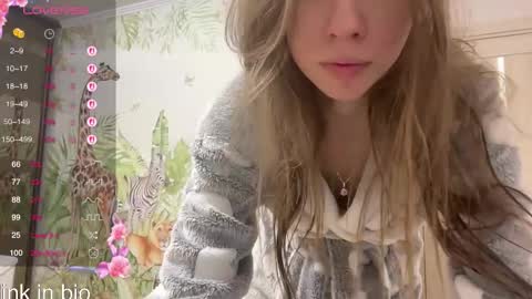 Snapshot of unarks chatting on 01.08.26 unarks online show from 01.08.26