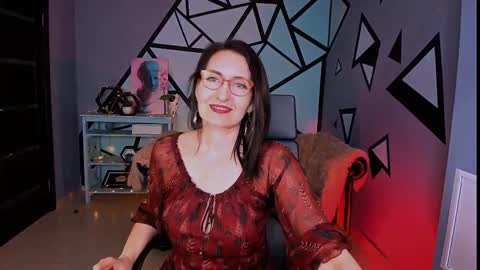 Snapshot of unatera chatting on 02.22.26 UnaTera online show from 02.22.26