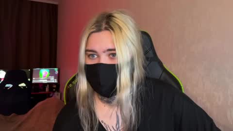 Snapshot of unaxyling chatting on 03.06.26 unaxyling online show from 03.06.26