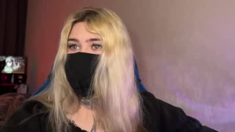 Snapshot of unaxyling chatting on 03.14.26 unaxyling online show from 03.14.26