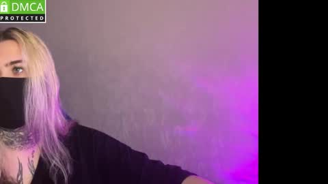 Snapshot of unaxyling chatting on 03.23.26 unaxyling online show from 03.23.26