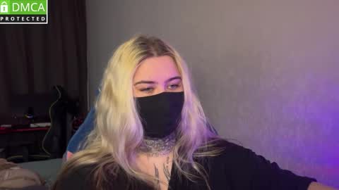 Snapshot of unaxyling chatting on 03.25.26 unaxyling online show from 03.25.26