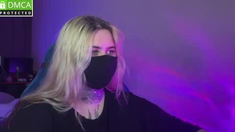 Snapshot of unaxyling chatting on 03.26.26 unaxyling online show from 03.26.26