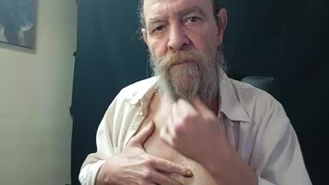 Uncle Hottie online show from 04.10.26