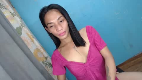 Snapshot of uncut_queen chatting on 09.28.25 LOVELY JANE online show from 09.28.25