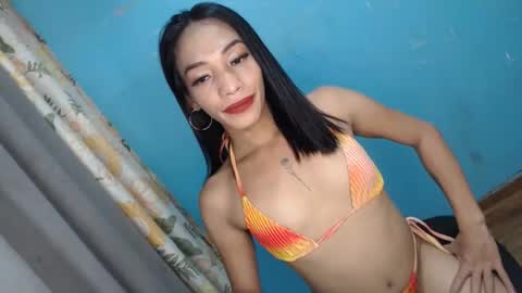 Snapshot of uncut_queen chatting on 10.03.25 LOVELY JANE online show from 10.03.25