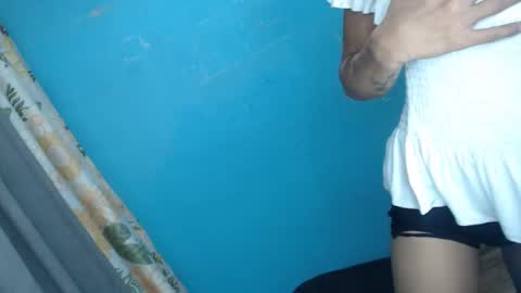 Snapshot of uncut_queen chatting on 10.07.25 LOVELY JANE online show from 10.07.25