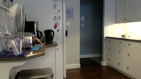 Buzz Bigcock online show from 01.22.25