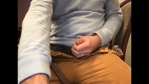 Snapshot of underscorex chatting on 12.19.24 underscorex online show from 12.19.24