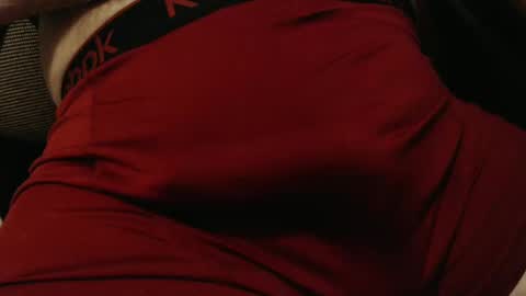 Snapshot of uneedadaddii chatting on 01.21.25 . online show from 01.21.25