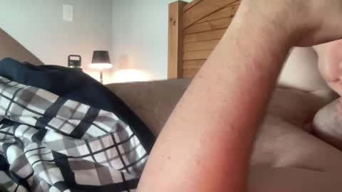 Snapshot of ungerisland chatting on 10.06.25 ungerisland online show from 10.06.25