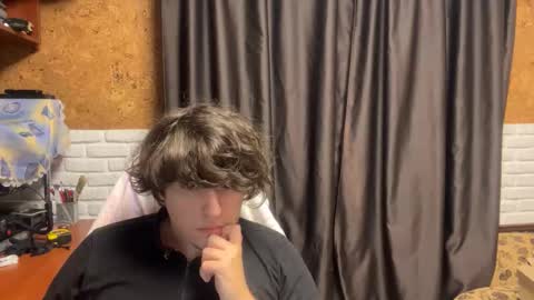 Snapshot of unholy_heat chatting on 09.15.25 Anri online show from 09.15.25