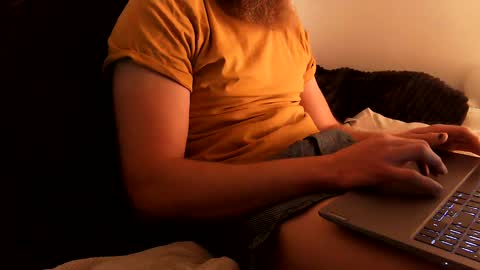 Snapshot of unknownbeard89 chatting on 03.09.25 unknownbeard89 online show from 03.09.25