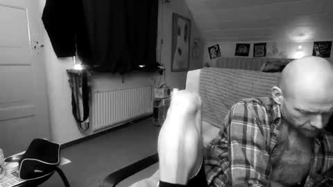 Snapshot of unlitimnaughty_ chatting on 02.19.25 unlitimnaughty_ online show from 02.19.25