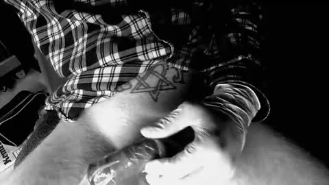 Snapshot of unlitimnaughty_ chatting on 11.04.25 unlitimnaughty_ online show from 11.04.25