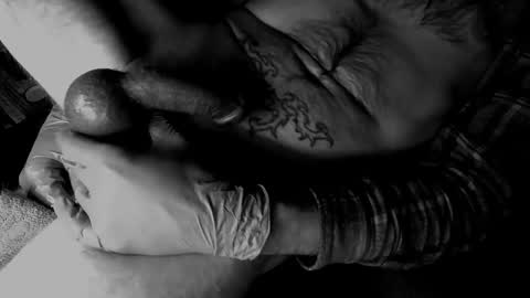 Snapshot of unlitimnaughty_ chatting on 11.19.25 unlitimnaughty_ online show from 11.19.25