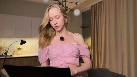 UnnaBella online show from 06.21.26