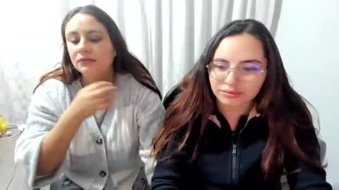 Snapshot of until_wet chatting on 08.07.26 Kary and jhoa online show from 08.07.26