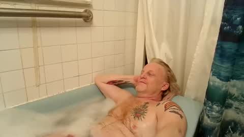 Snapshot of unwanted_boner chatting on 04.07.26 unwanted_boner online show from 04.07.26