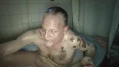 Snapshot of unwanted_boner chatting on 04.13.26 unwanted_boner online show from 04.13.26