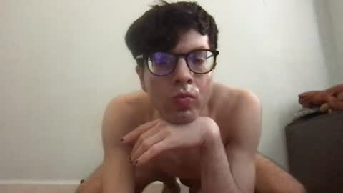 Snapshot of upsetboy chatting on 07.25.26 deaf mute boy online show from 07.25.26