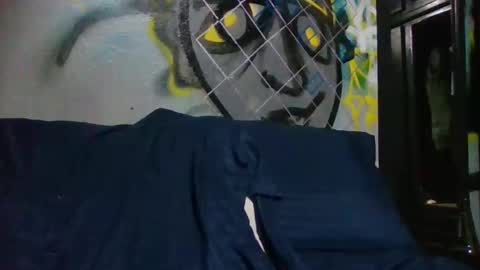 Snapshot of ur855224 chatting on 09.17.25 EL CAMA online show from 09.17.25