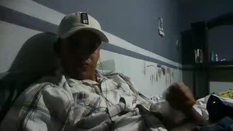 Snapshot of ur855224 chatting on 01.18.26 EL CAMA online show from 01.18.26