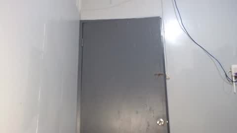 Snapshot of ur_anarosesexdoll chatting on 01.18.25 anarose online show from 01.18.25