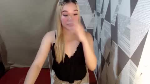 Snapshot of ur_anarosesexdoll chatting on 02.26.26 anarose online show from 02.26.26