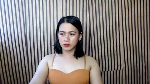 Snapshot of ur_asianpretty chatting on 07.17.26 Aya online show from 07.17.26