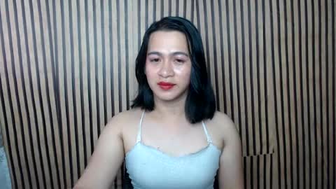 Snapshot of ur_asianpretty chatting on 07.25.26 Aya online show from 07.25.26