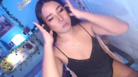 Snapshot of ur_hot_tommiexx chatting on 09.22.25 jennie online show from 09.22.25