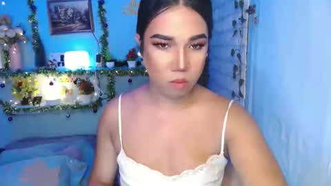 Snapshot of ur_hot_tommiexx chatting on 11.20.25 jennie online show from 11.20.25