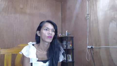 Snapshot of ur_prescious_xxx chatting on 05.11.26 Ur Lovely Pricious online show from 05.11.26