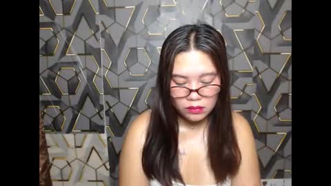 ur_prettychelsie18 online show from 06.05.26