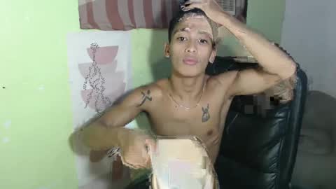 Snapshot of ur_raffy chatting on 02.17.25 ur_raffy online show from 02.17.25