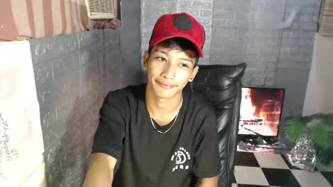 Snapshot of ur_raffy chatting on 03.03.25 ur_raffy online show from 03.03.25