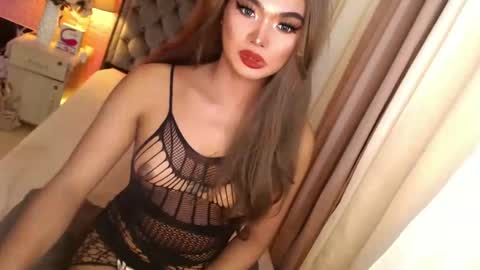 Snapshot of ur_sassygirl chatting on 01.19.25 Kath online show from 01.19.25