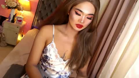 Snapshot of ur_sassygirl chatting on 02.12.25 Kath online show from 02.12.25