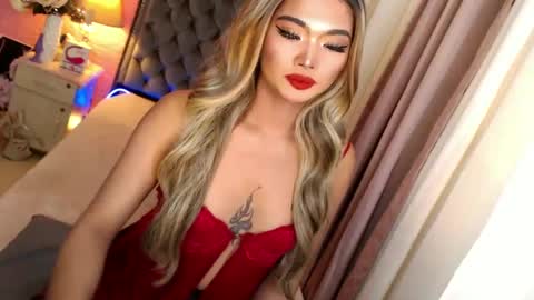 Snapshot of ur_sassygirl chatting on 02.16.25 Kath online show from 02.16.25