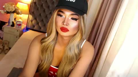 Snapshot of ur_sassygirl chatting on 02.20.25 Kath online show from 02.20.25