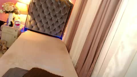 Snapshot of ur_sassygirl chatting on 02.20.25 Kath online show from 02.20.25