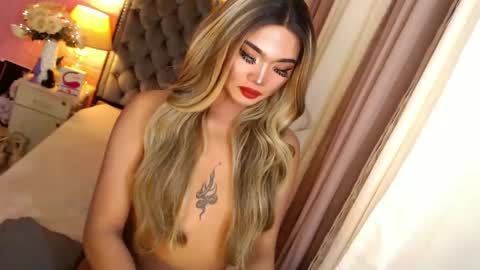 Snapshot of ur_sassygirl chatting on 02.22.25 Kath online show from 02.22.25