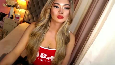 Snapshot of ur_sassygirl chatting on 02.22.25 Kath online show from 02.22.25