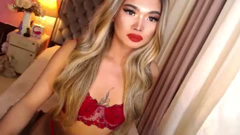 Snapshot of ur_sassygirl chatting on 02.25.25 Kath online show from 02.25.25