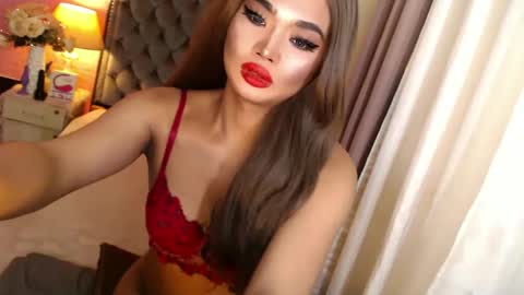 Snapshot of ur_sassygirl chatting on 02.27.25 Kath online show from 02.27.25