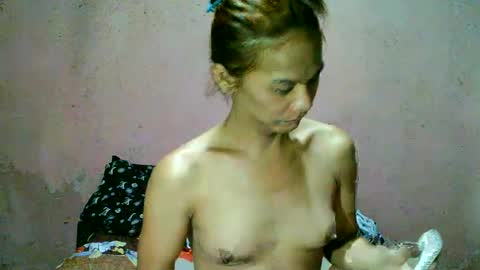 Snapshot of ur_sexybabe_ehra chatting on 06.18.26 ur_sexybabe_ehra online show from 06.18.26