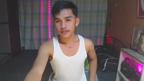 Snapshot of ur_shan21 chatting on 01.08.26 ur_shan21 online show from 01.08.26